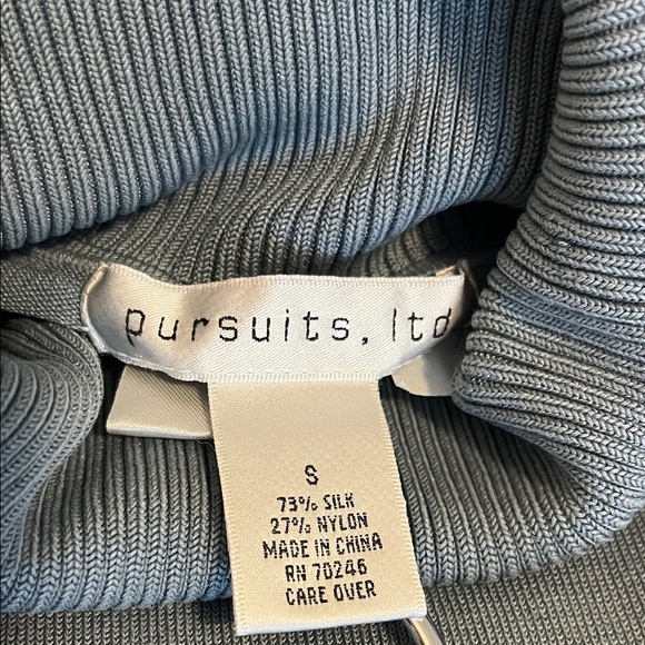 Pursuits Ltd Smokey Blue Ribbed Silk Knit Turtleneck Sweater Size Small - Picture 2 of 8